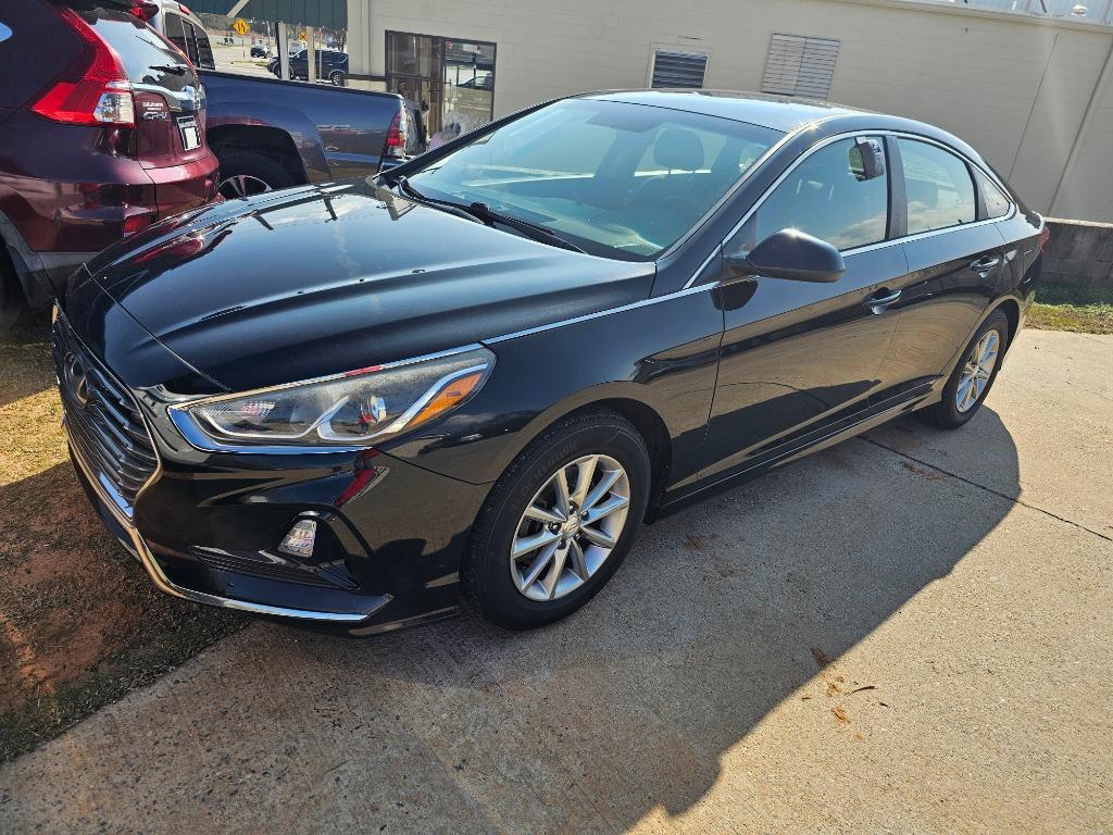 2019 Hyundai Sonata SE's photo